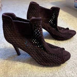 Sz 37 barely worn Pedro Garcia booties